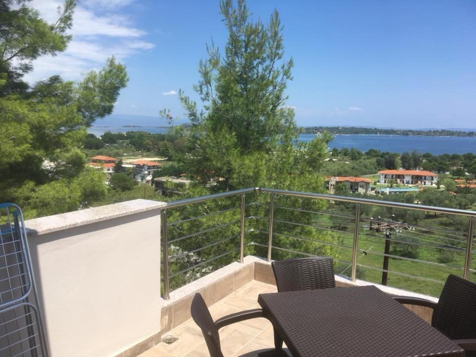 Thealos Rooms Vourvourou Exteriör bild